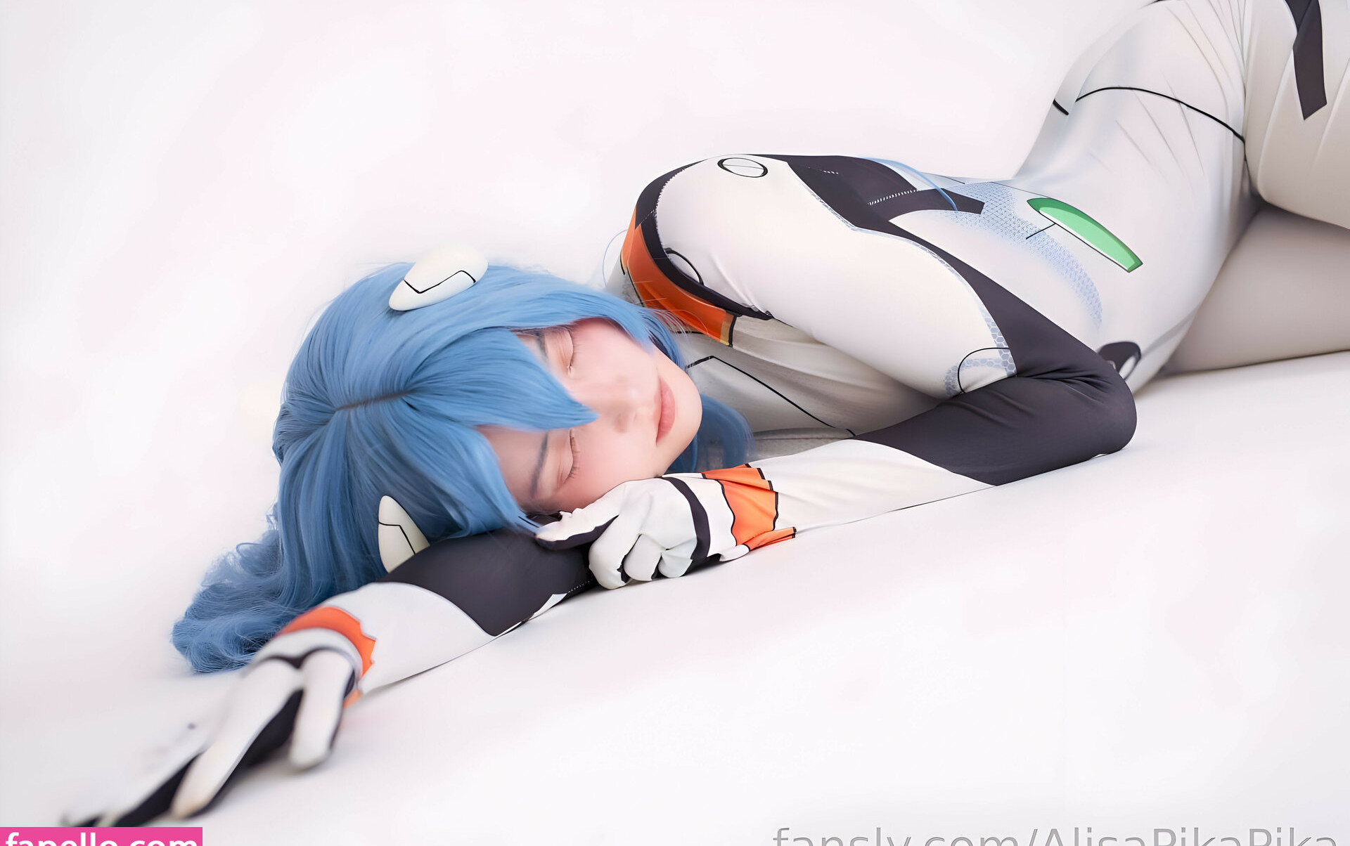 rocksy-light gallery photo #2556