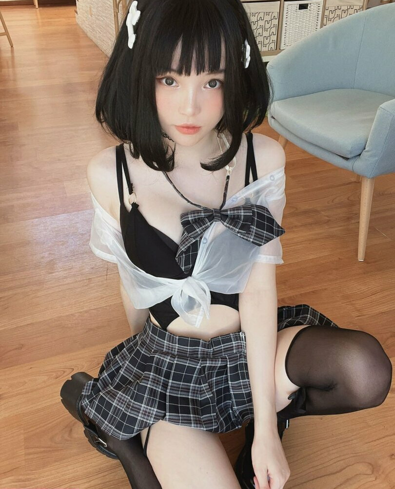 rocksy-light gallery photo #3628