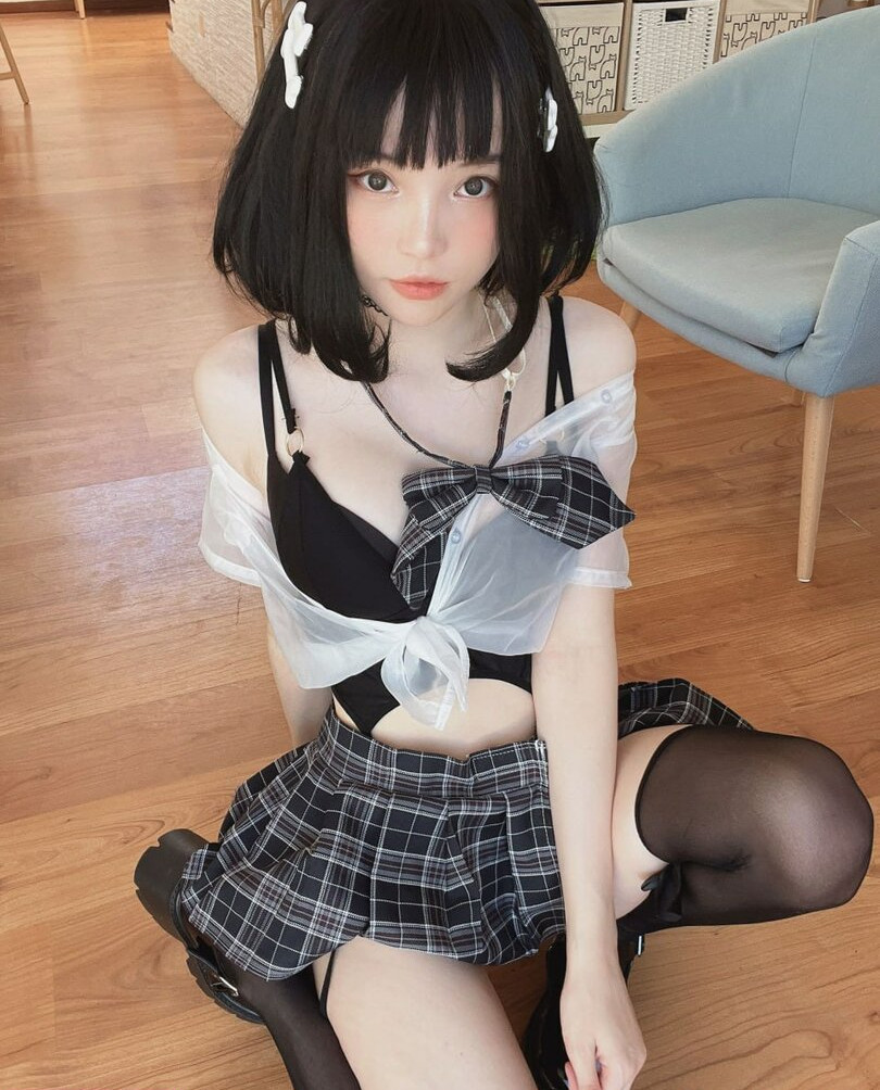 rocksy-light gallery photo #3695