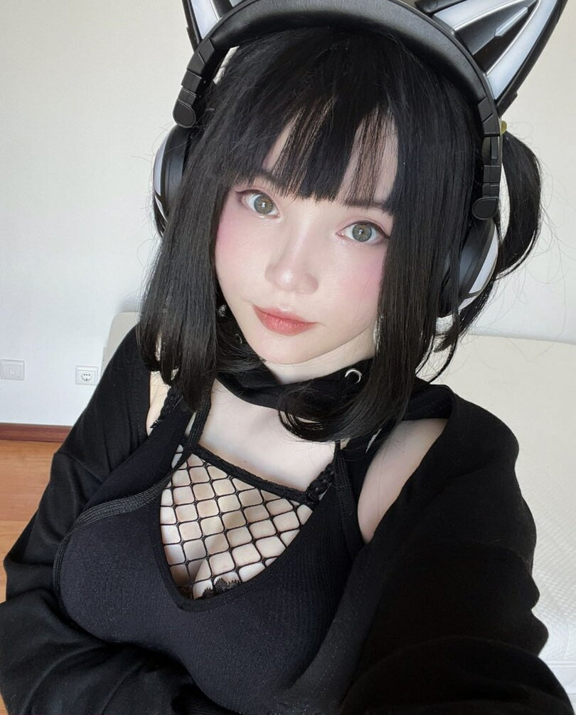 rocksy-light gallery photo #3839