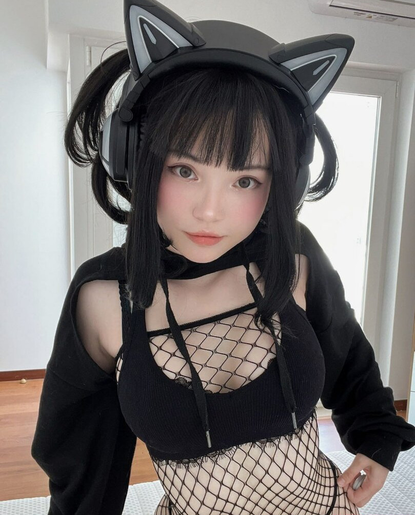 rocksy-light gallery photo #3868