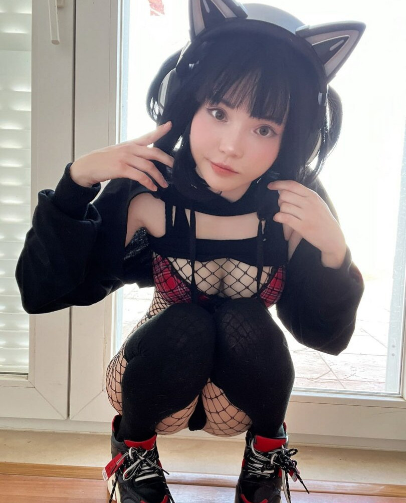 rocksy-light gallery photo #3876