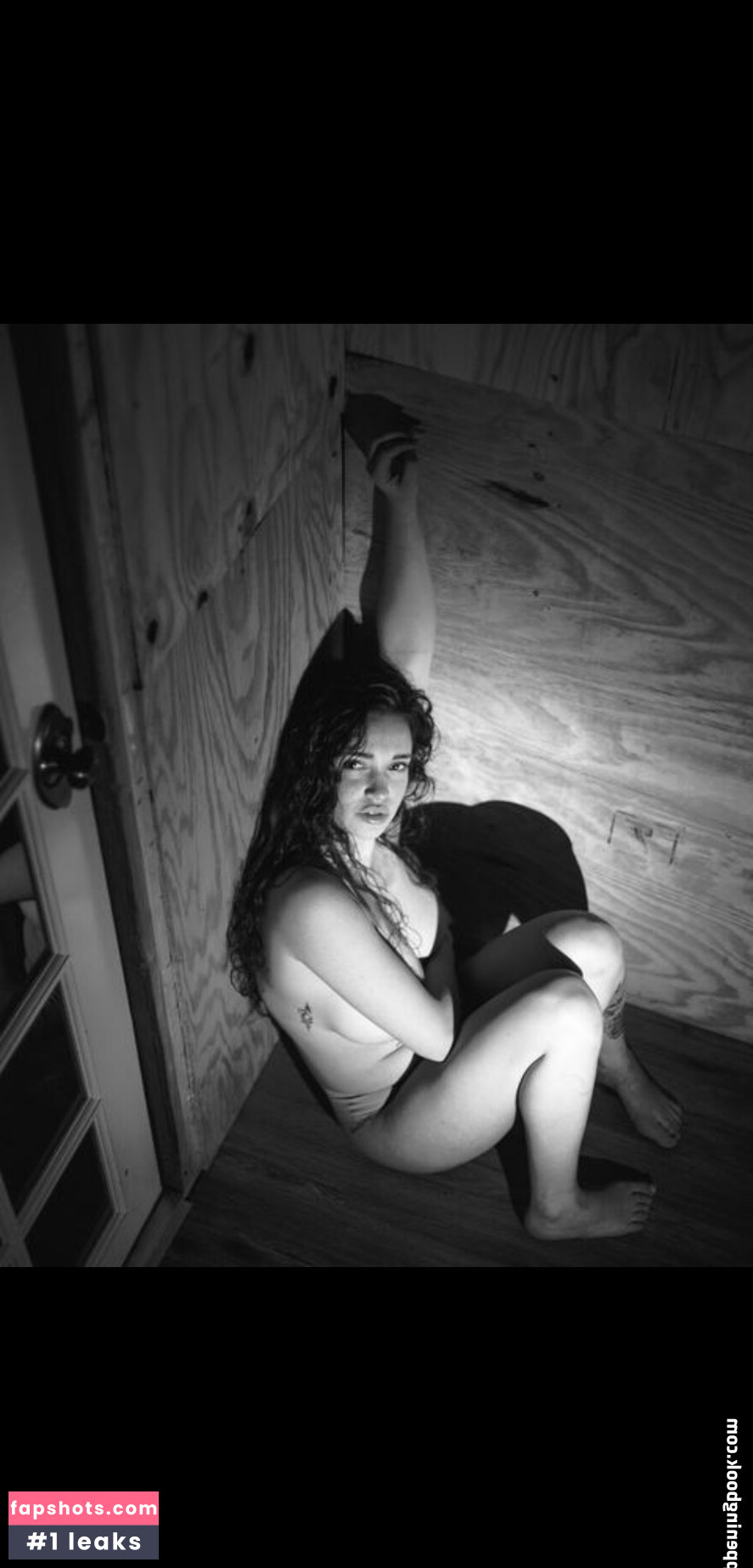 RockyIrelyn gallery photo #37