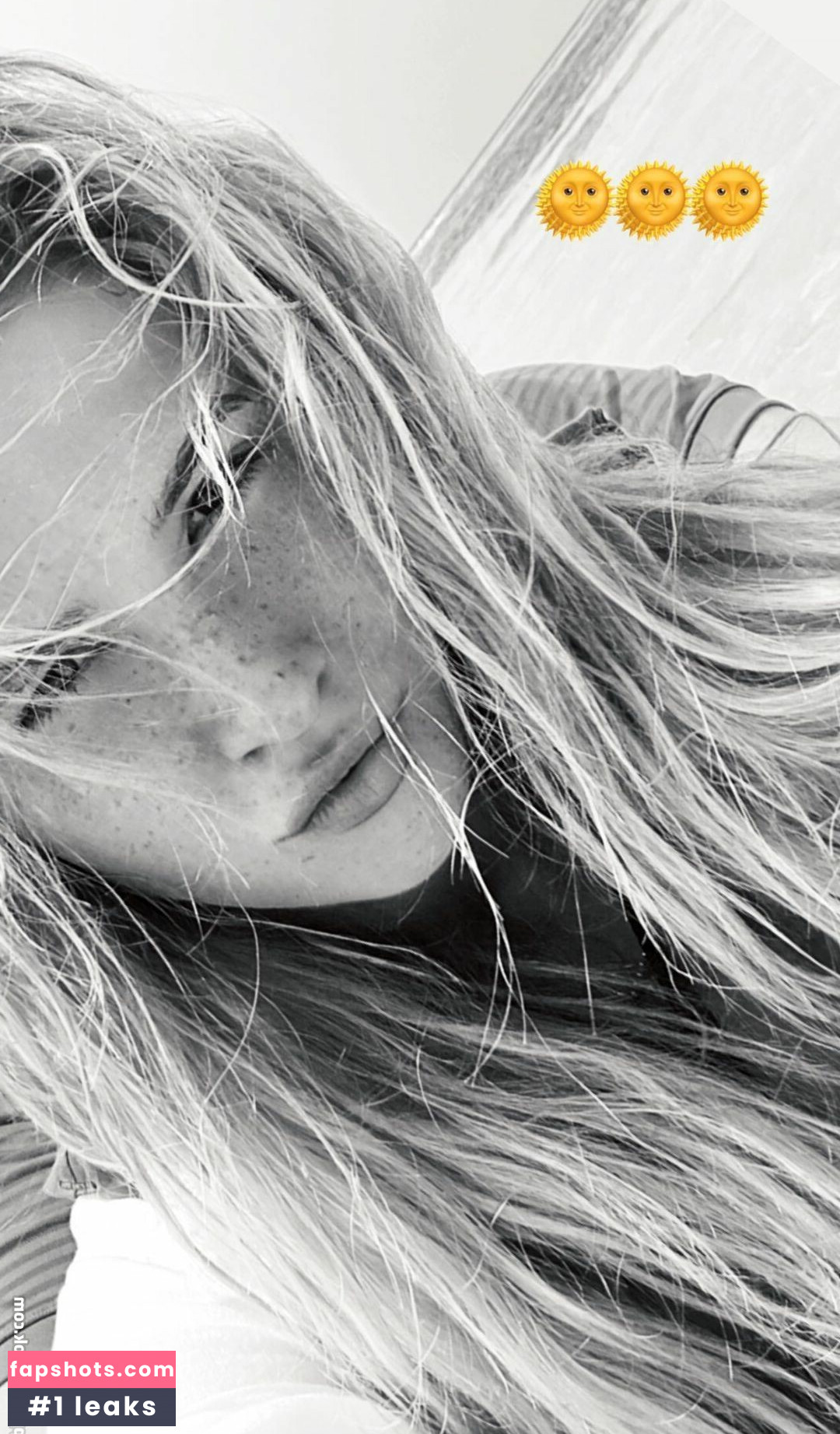 Roksana Węgiel gallery photo #76