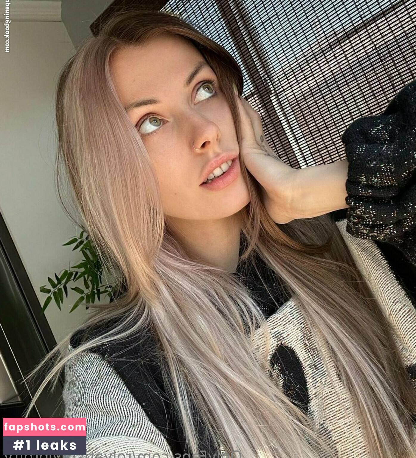 rolyatistayloroftv gallery photo #3