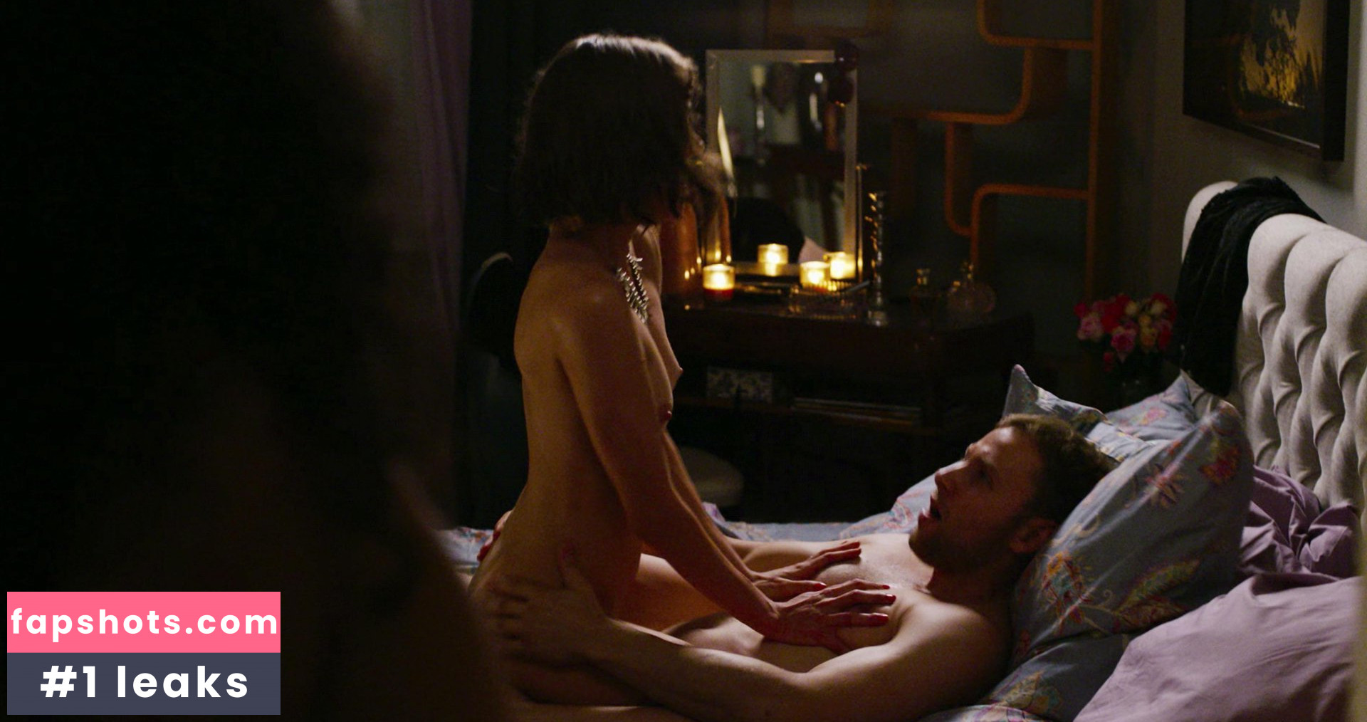 Romane Portail gallery photo #4