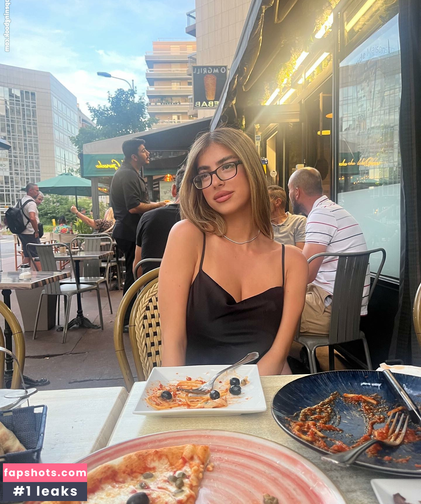 Romi gallery photo #19