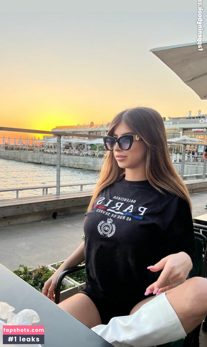 Romi gallery photo #35