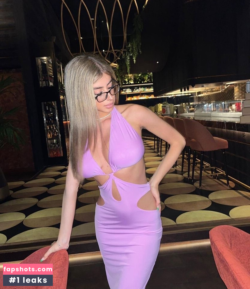 Romi gallery photo #6