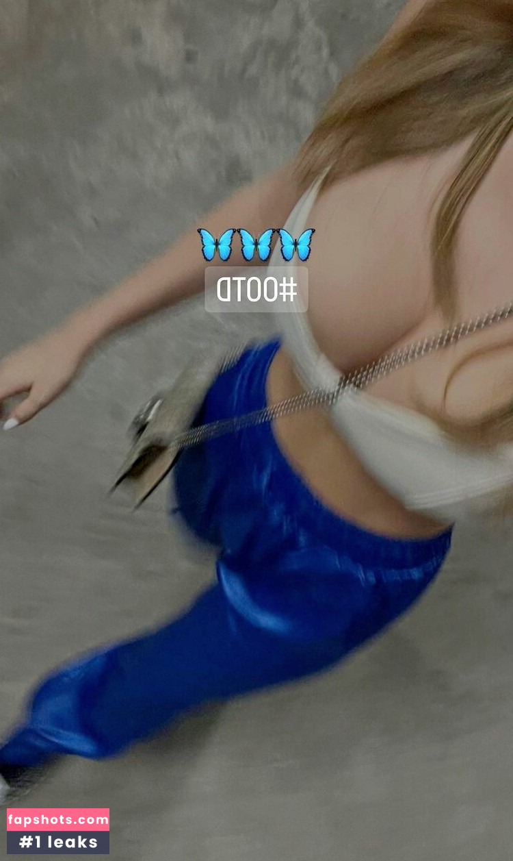 Romi nude babe gallery