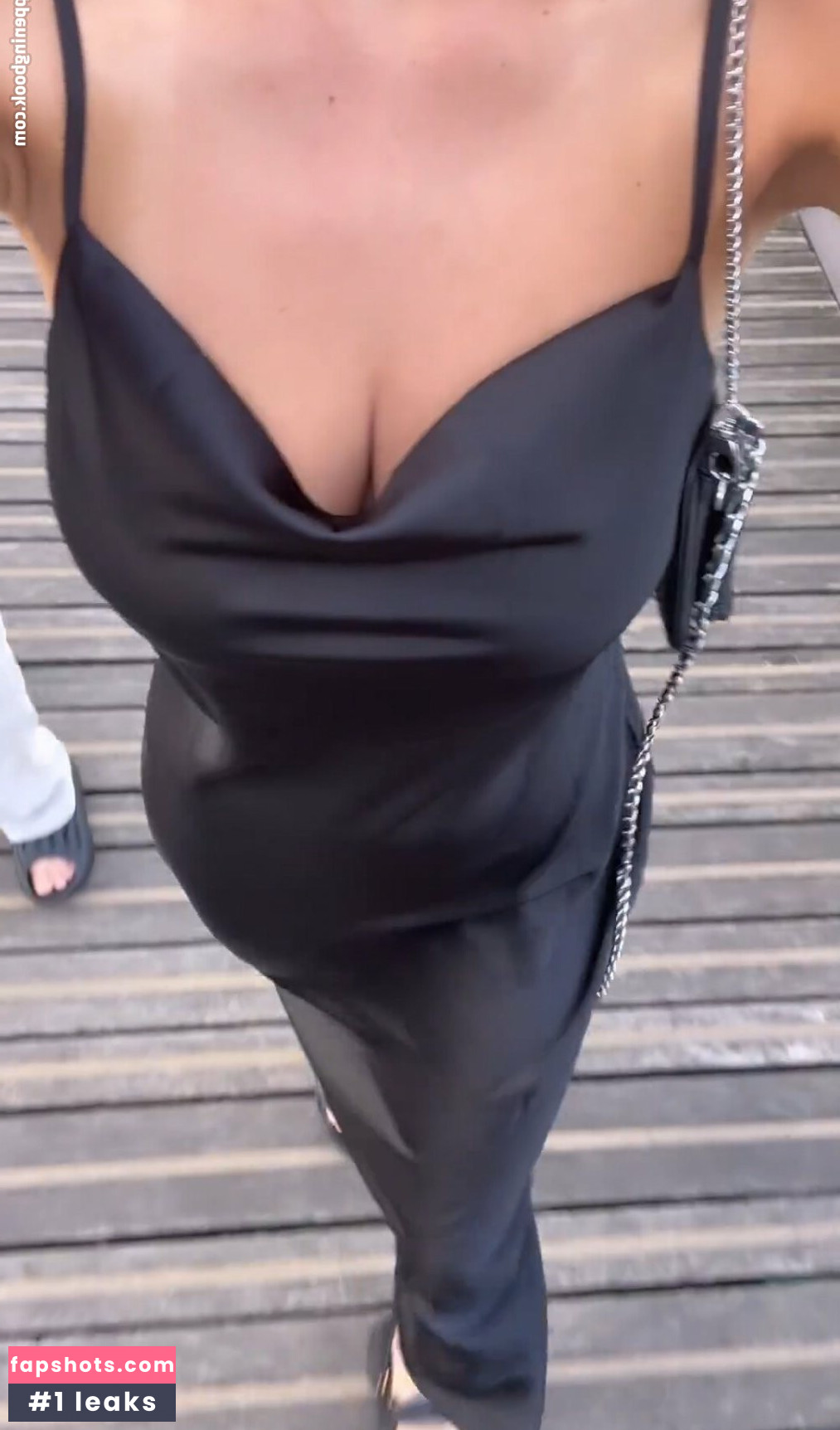 Romi gallery photo #7