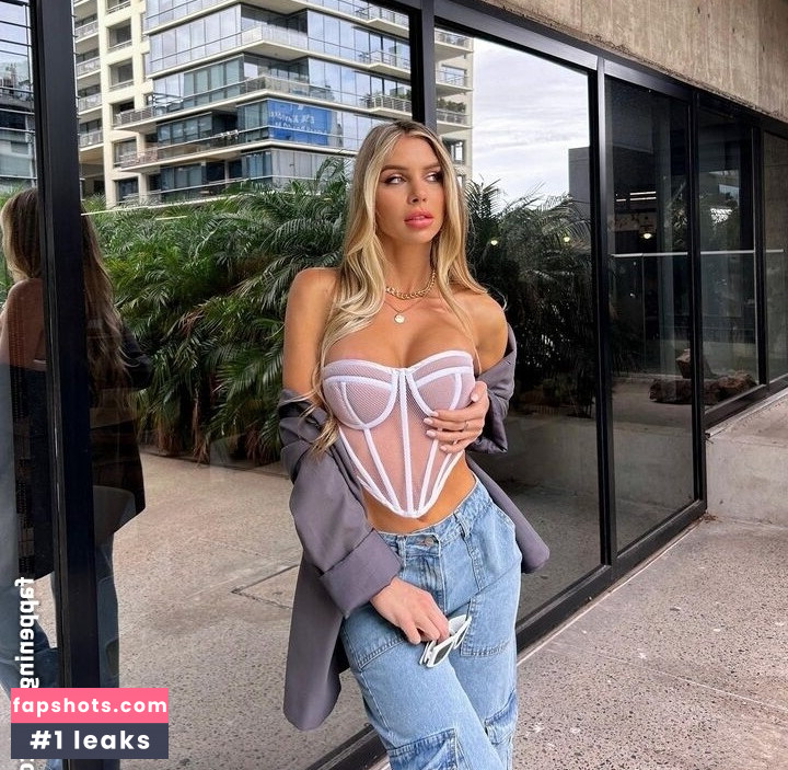 Romina Malaespina nude babe gallery