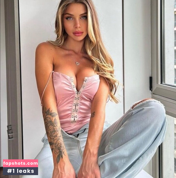 Romina Malaespina gallery photo #10