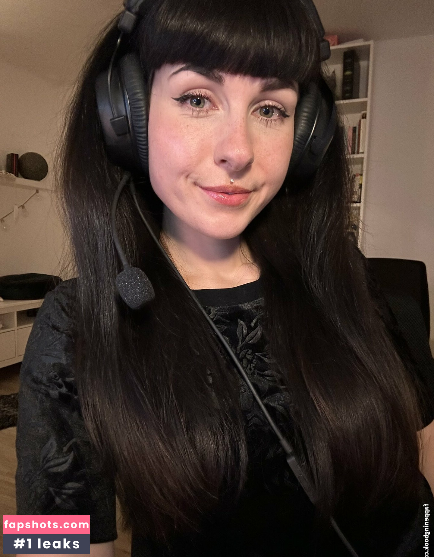 romisu Nude Leaks OnlyFans Photos #5 - LeakJerk