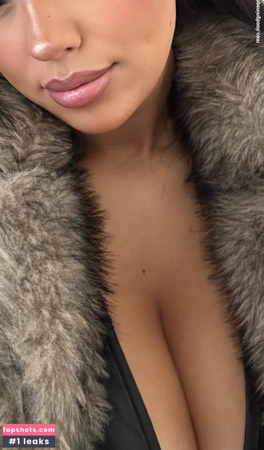 Romy Luisa Nude Leaks OnlyFans Photos #19 - LeakJerk