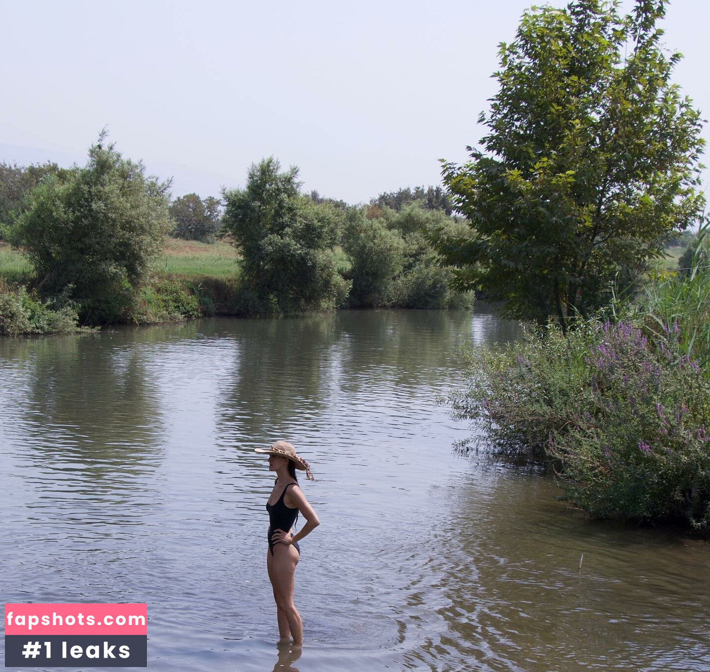 Rona-Lee Shim'on Nude Leaks OnlyFans Photos #18 - LeakJerk