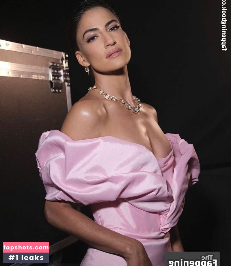 Rona-Lee Shim'on Nude Leaks OnlyFans Photos #67 - LeakJerk