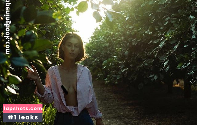 Roni Shif nude babe gallery