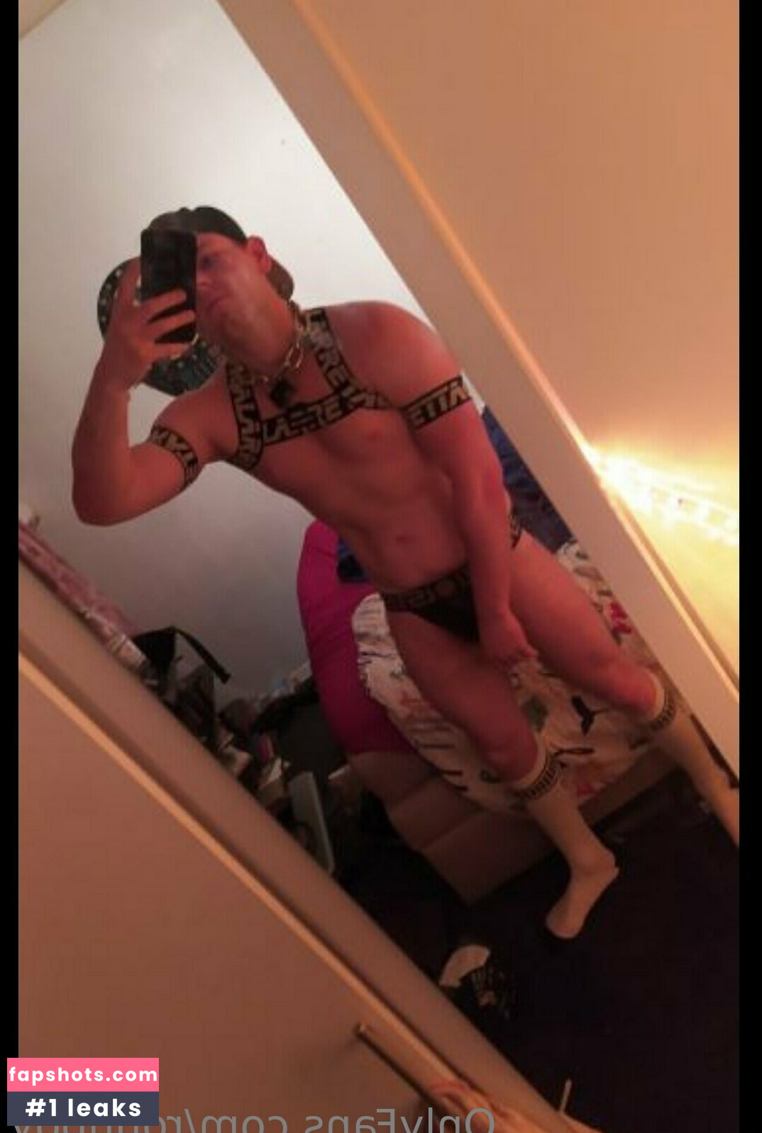 ronnboy gallery photo #4