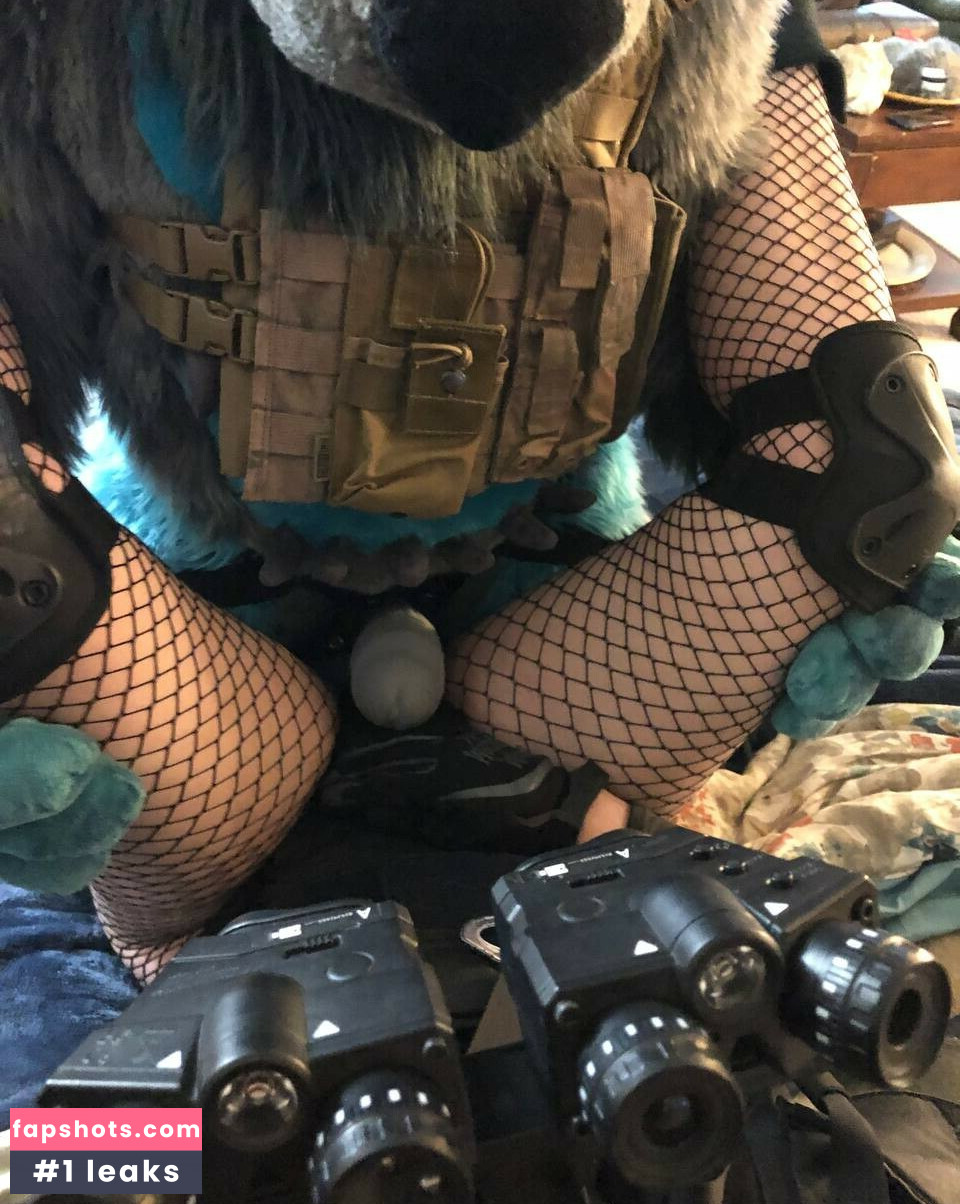 Rookies_othersm gallery photo #10