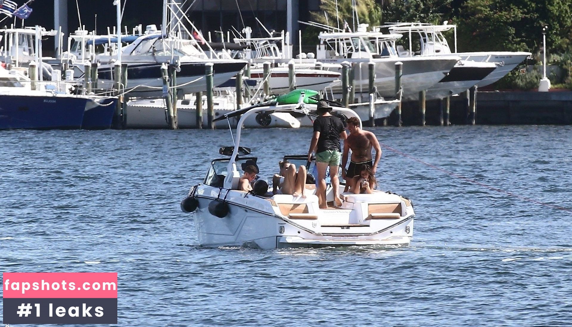 Roosmarijn de Kok gallery photo #40