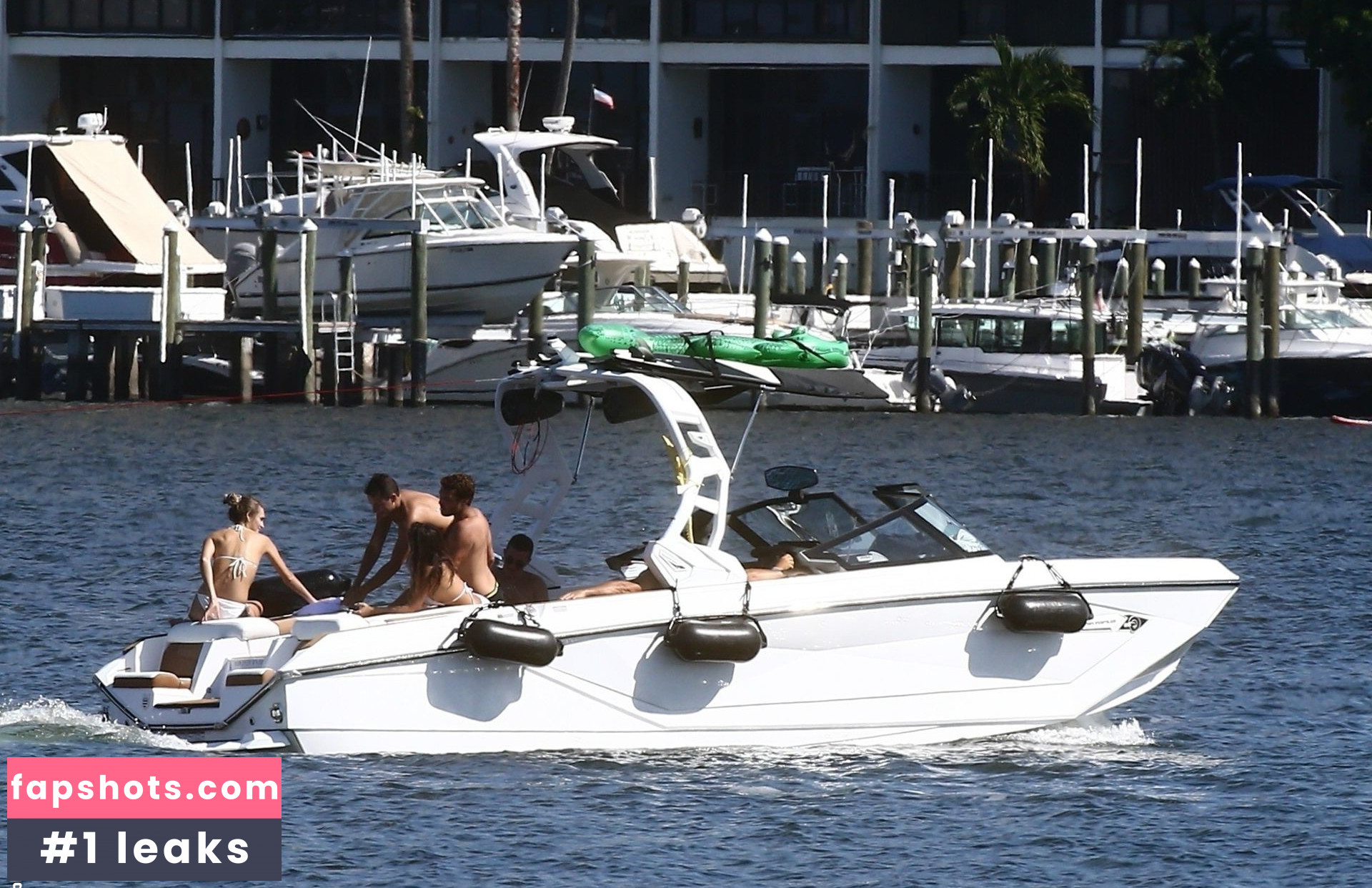 Roosmarijn de Kok gallery photo #41