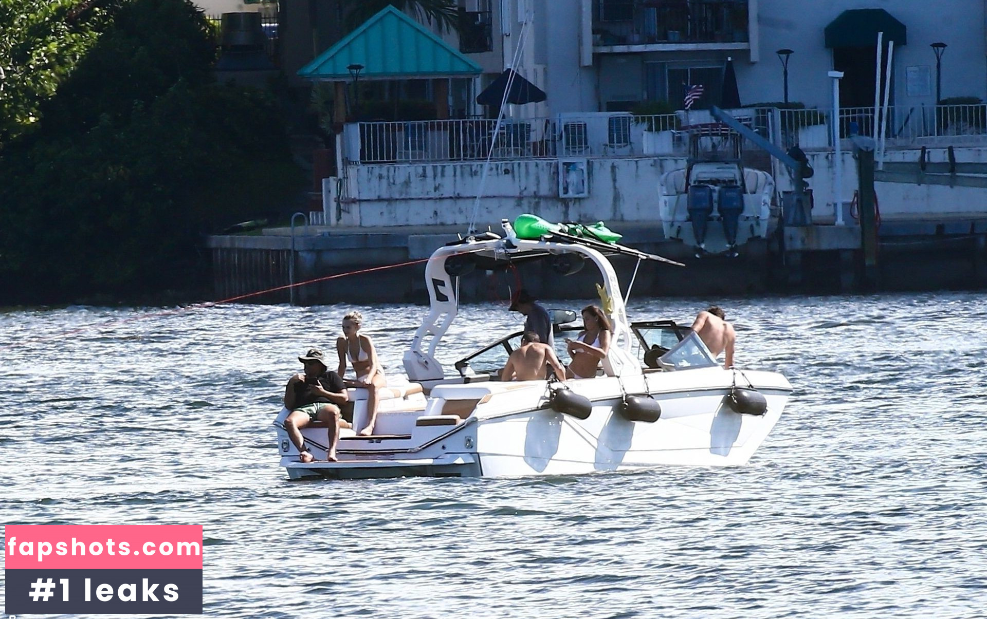 Roosmarijn de Kok gallery photo #48