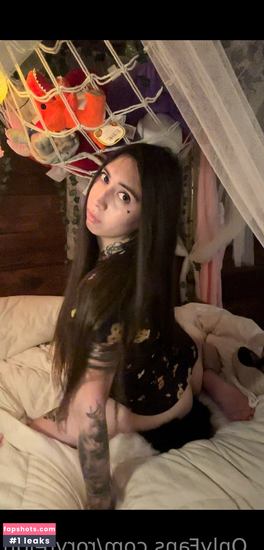 roryreign gallery photo #16