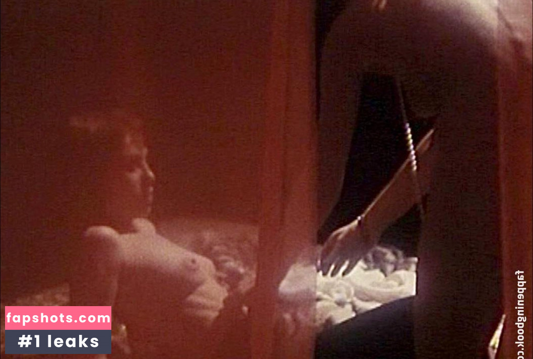 Rosa Fumetto Nude Leaks OnlyFans Photos #14 - LeakJerk