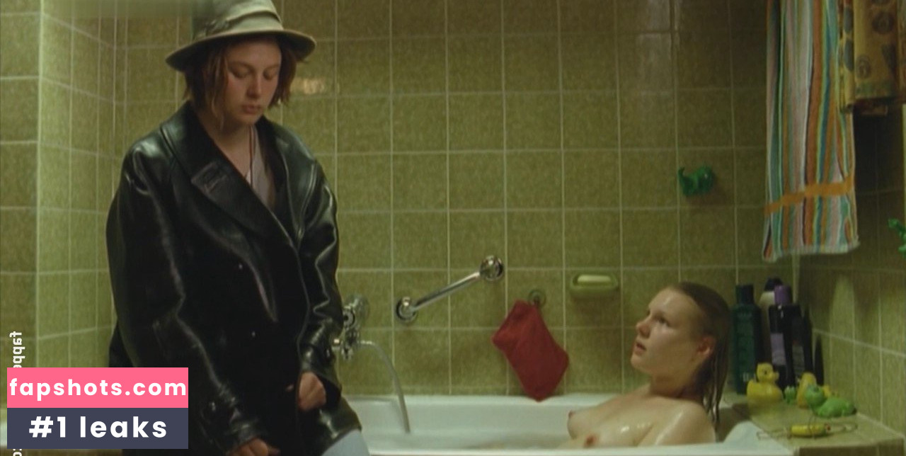 Rosalie Thomass gallery photo #2