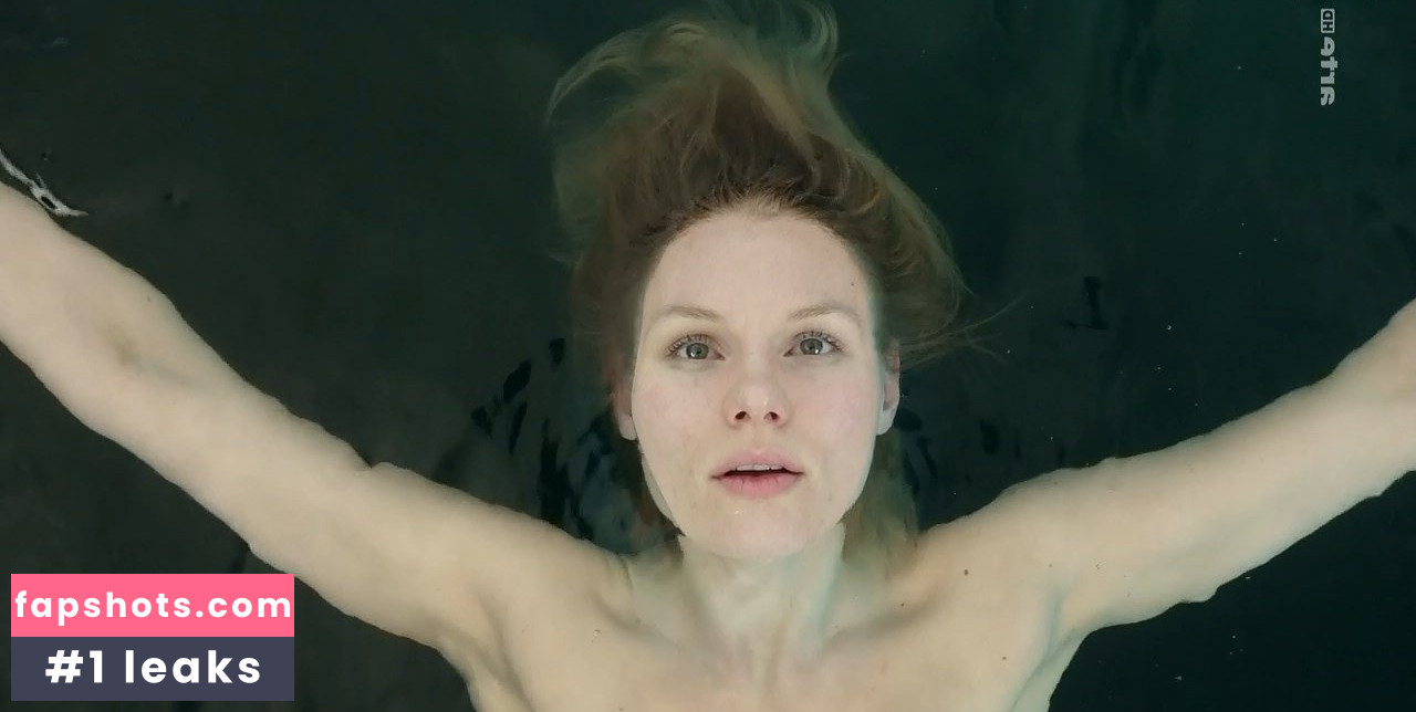 Rosalie Thomass gallery photo #11