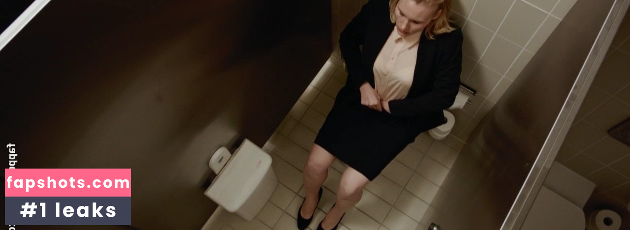 Rosalie Thomass gallery photo #15