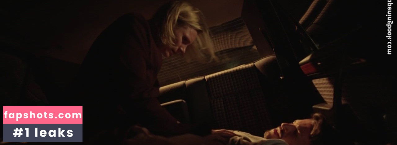 Rosalie Thomass gallery photo #18