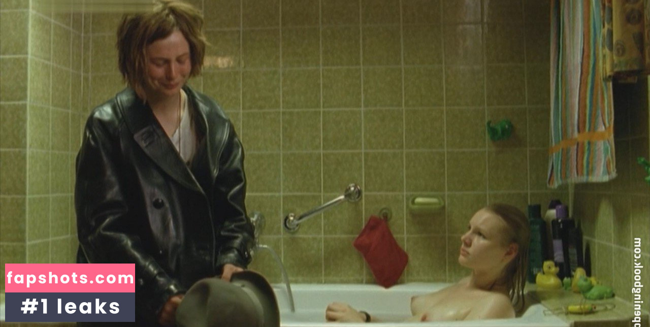 Rosalie Thomass gallery photo #35