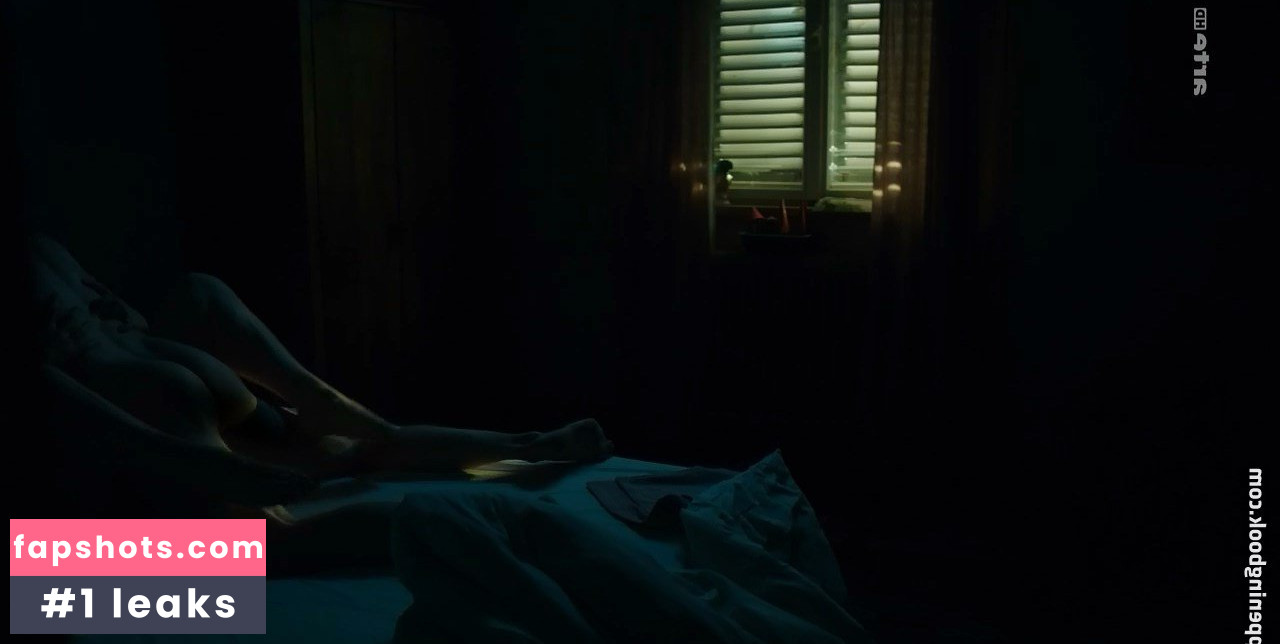 Rosalie Thomass gallery photo #7