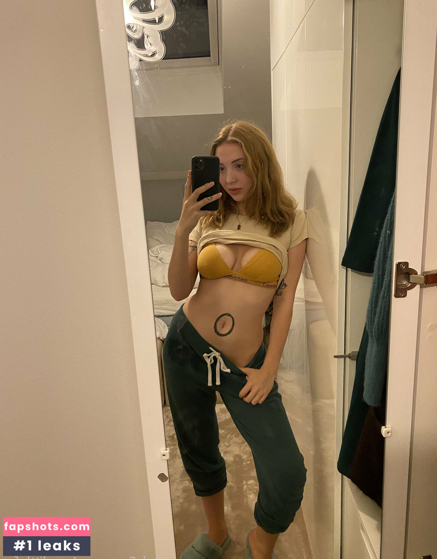 rosalindcorrupts nude babe gallery