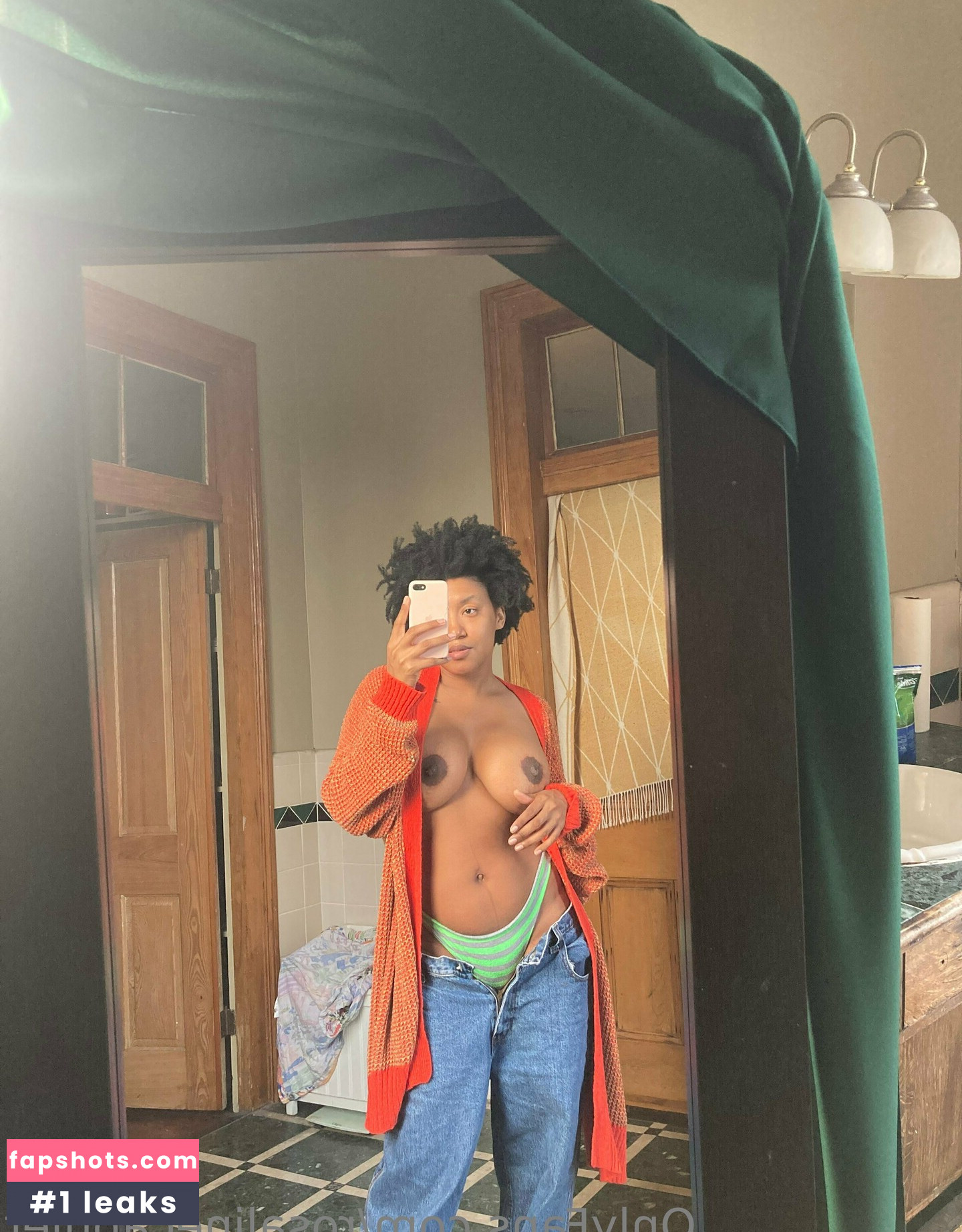 rosalinecapulet gallery photo #26