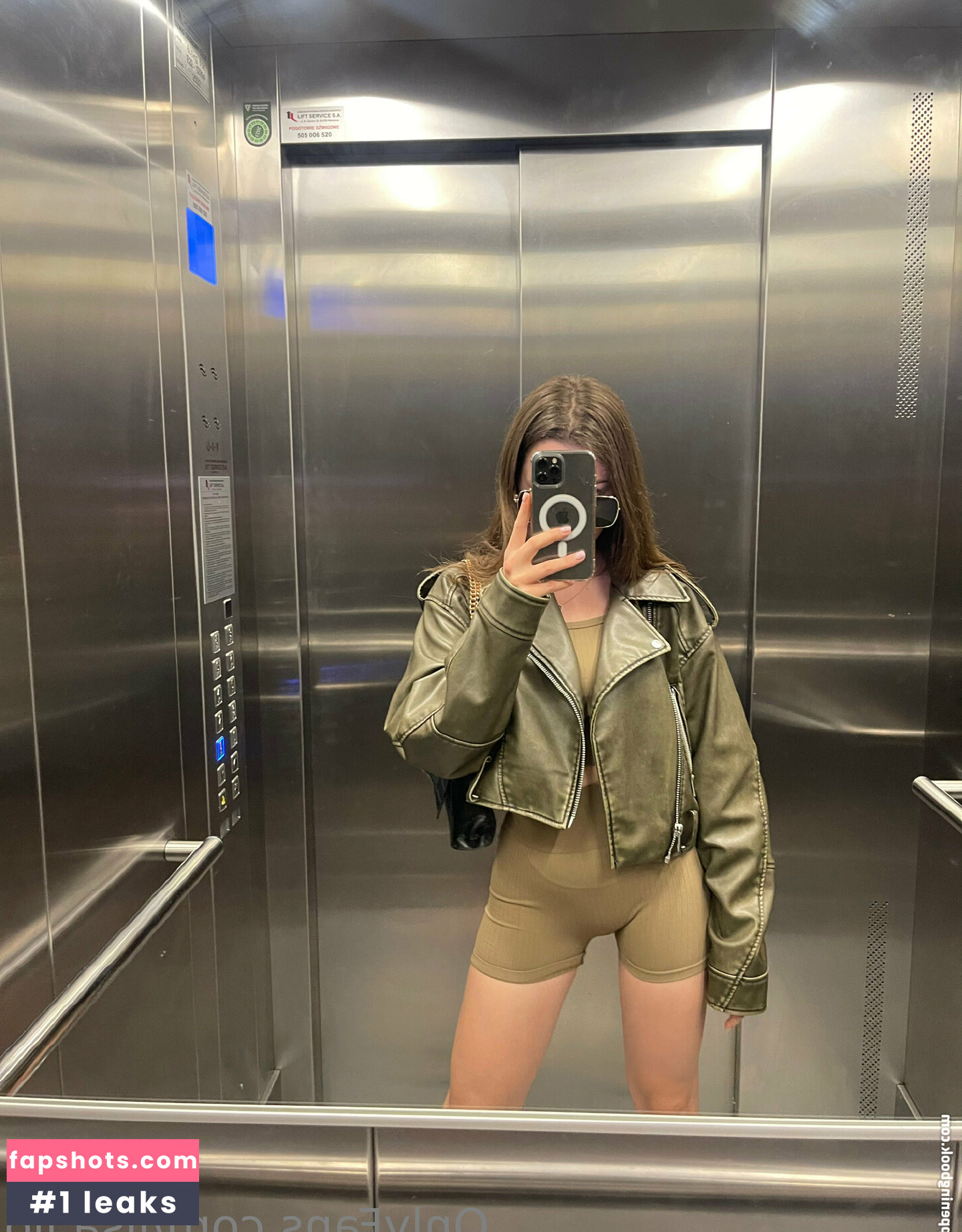 rosamelloveyou Nude Leaks OnlyFans Photos #2 - LeakJerk