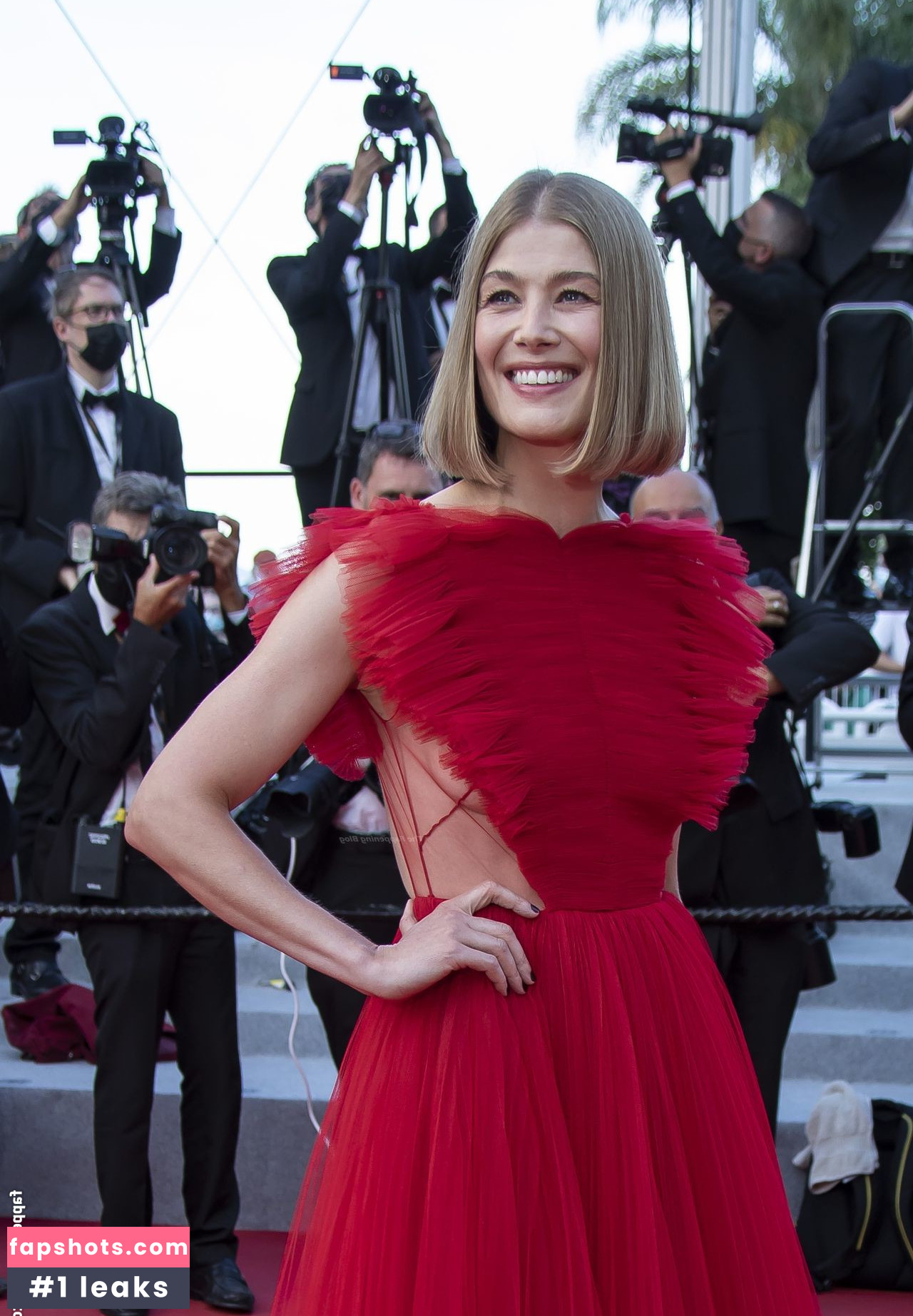 Rosamund Pike Nacktheit OnlyFans Fotos #150 - Fapshots