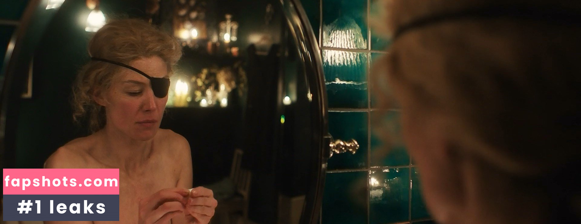 Rosamund Pike Nahé úniky fotek pouze od fanoušků #196 - Fapshots