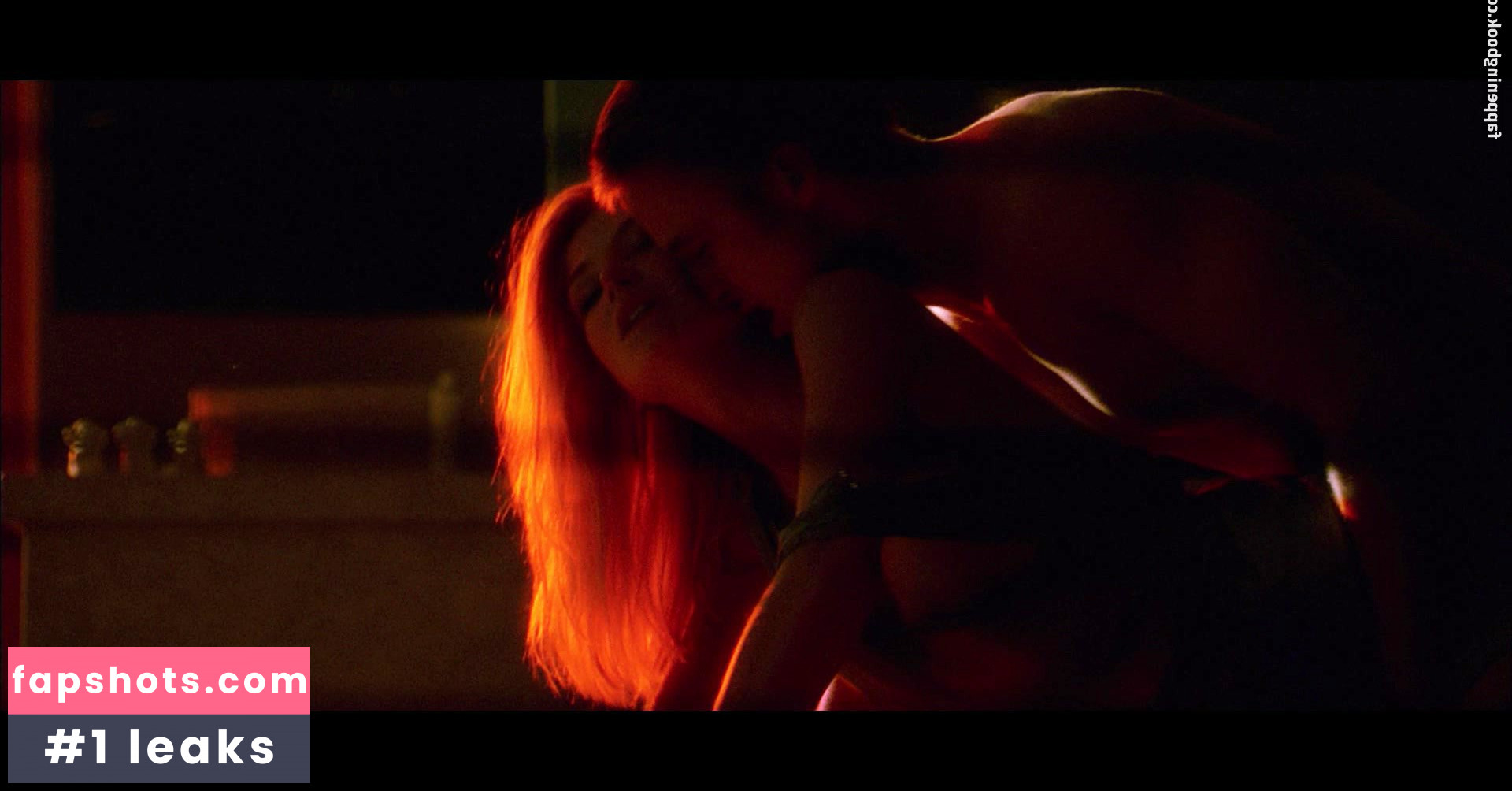 Rosamund Pike Nahé úniky fotek pouze od fanoušků #205 - Fapshots