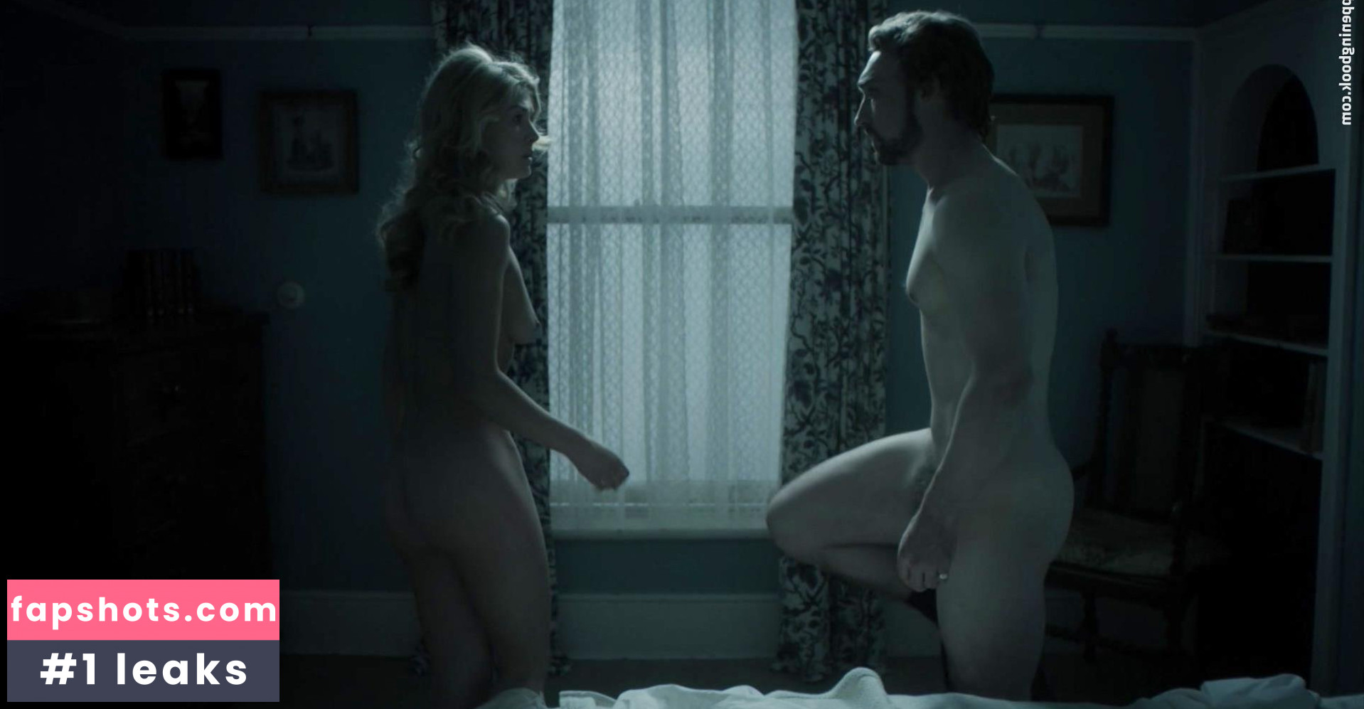 Rosamund Pike Nahé úniky fotek pouze od fanoušků #210 - Fapshots