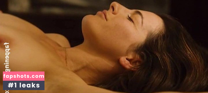 Rosamund Pike Nahé úniky fotek pouze od fanoušků #237 - Fapshots