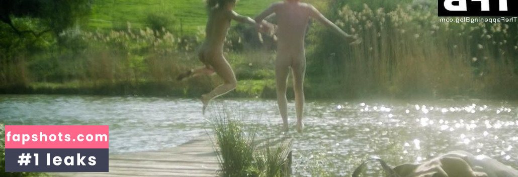 Rosamund Pike Nahé úniky fotek pouze od fanoušků #56 - Fapshots