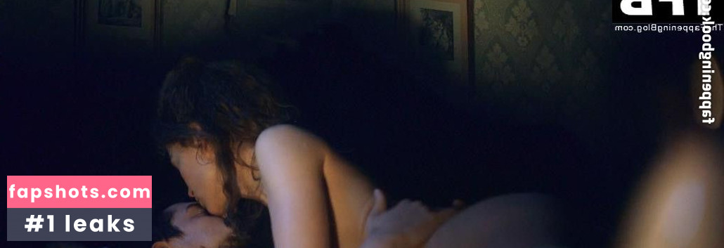 Rosamund Pike Nahé úniky fotek pouze od fanoušků #57 - Fapshots