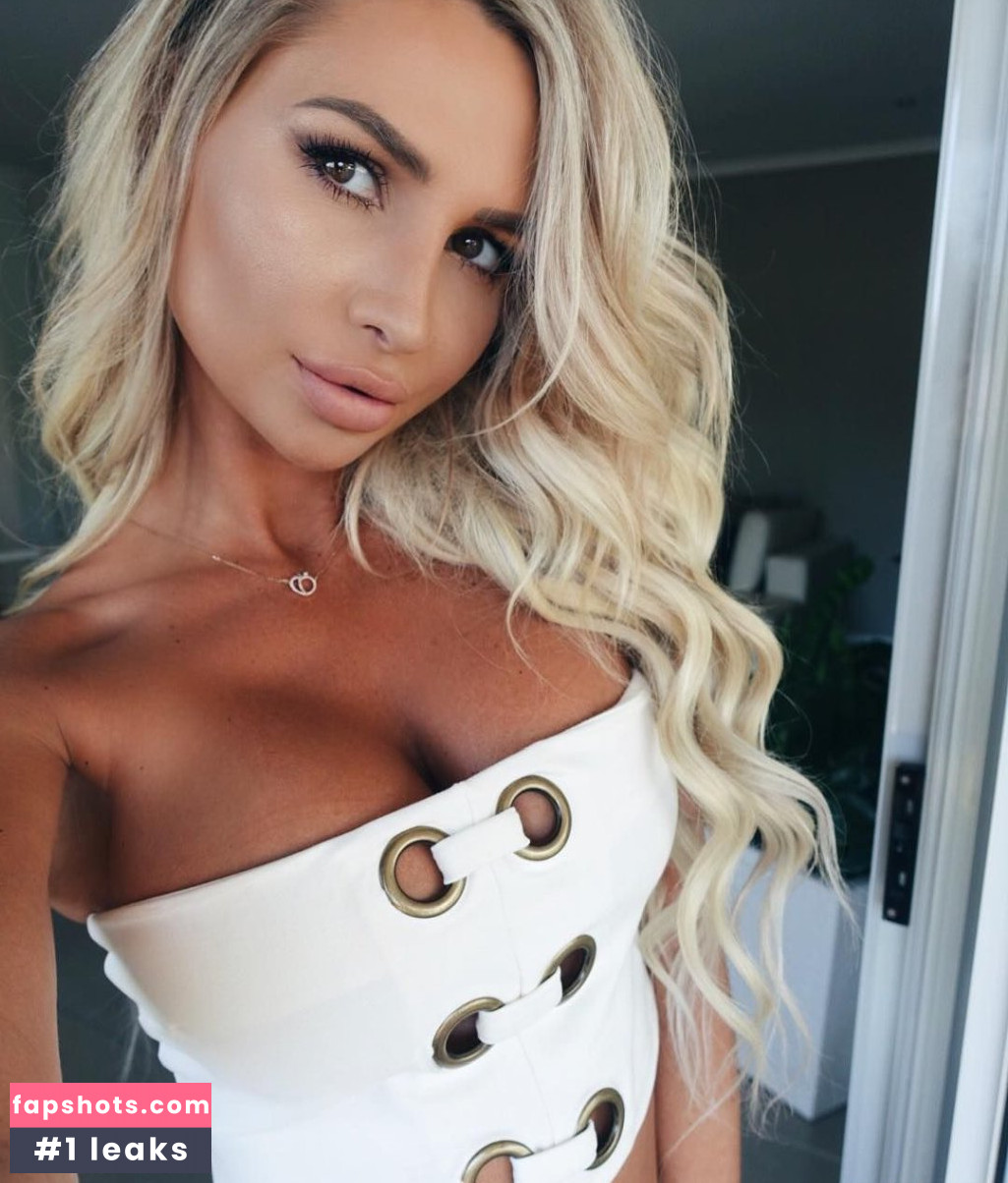 Rosanna Arkle Nude Leaks OnlyFans Photos #215 - LeakJerk