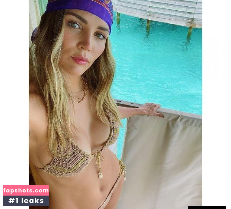 Rosanna Zanetti gallery photo #15