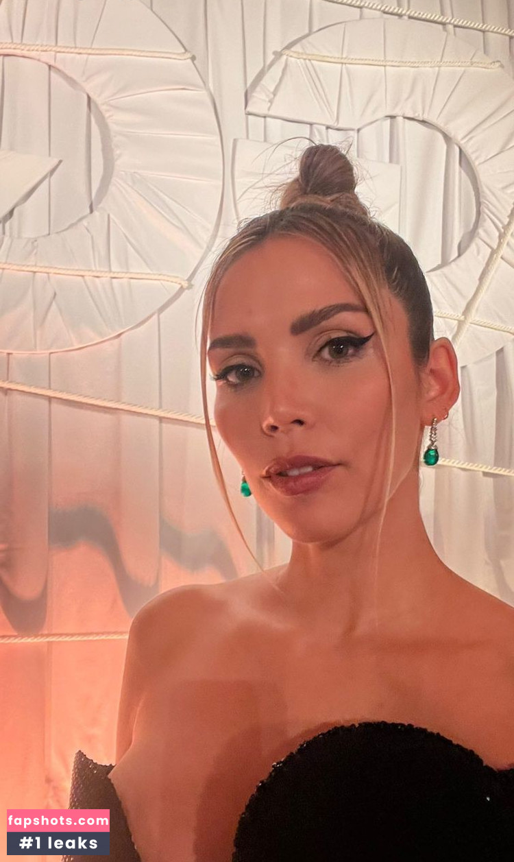 Rosanna Zanetti gallery photo #28