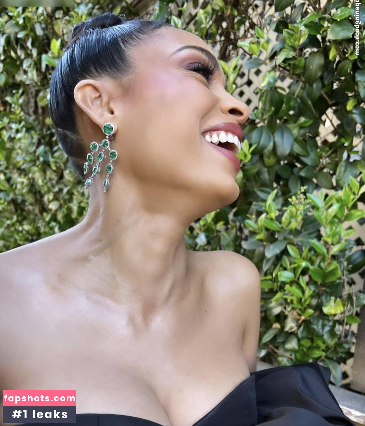 Rosario Dawson Nude Leaks OnlyFans Photos #24 - Fapshots