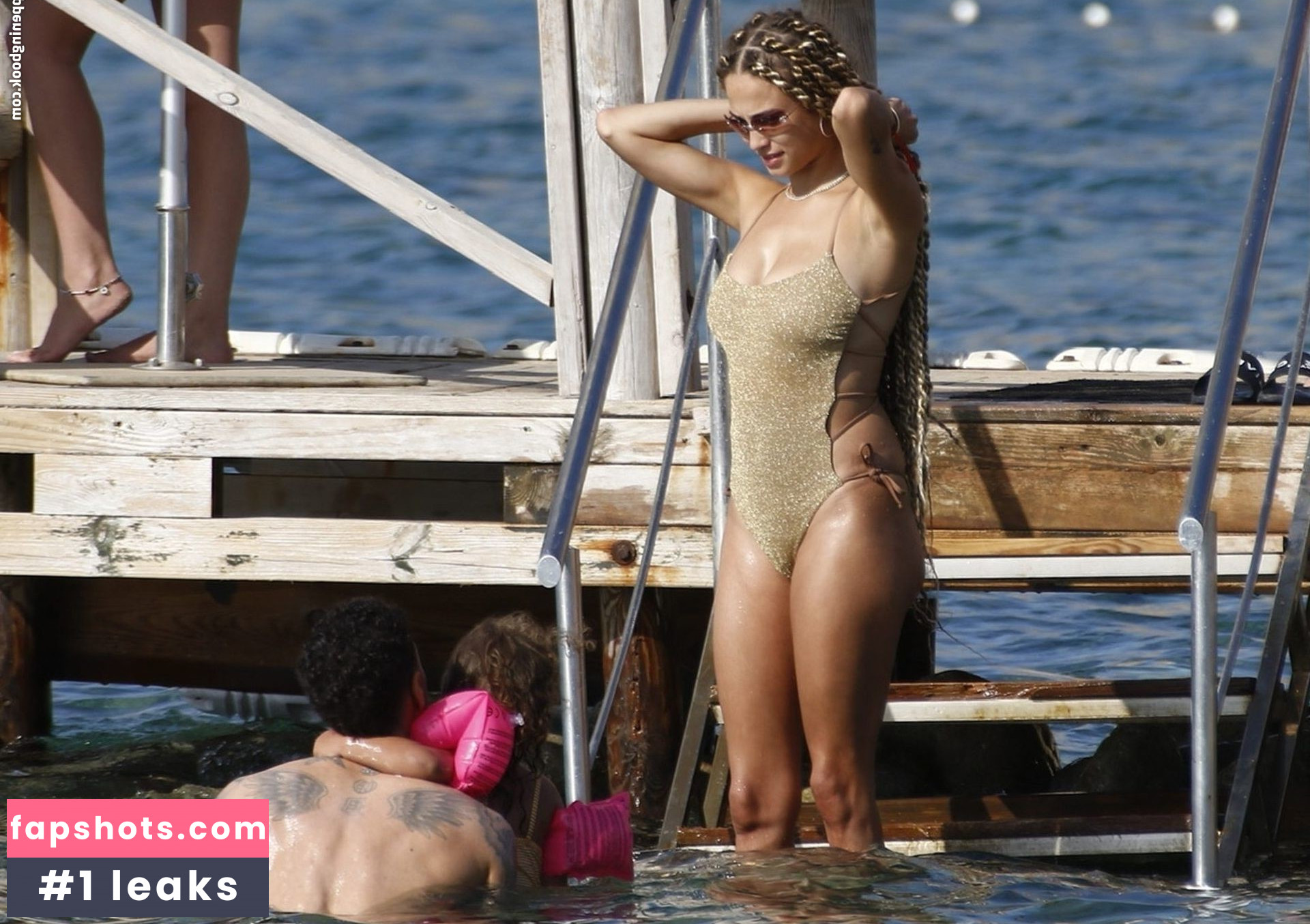 Rose Bertram Nahé úniky fotek pouze od fanoušků #267 - Fapshots